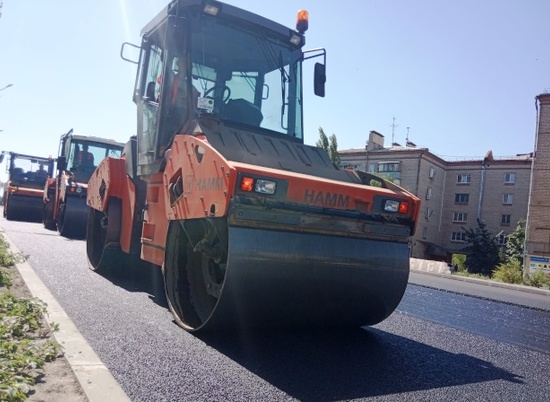 В Волгограде на улице Поддубного завершается реконструкция дороги